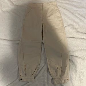 Aritzia Wilfred free trousers in the color birch size 4